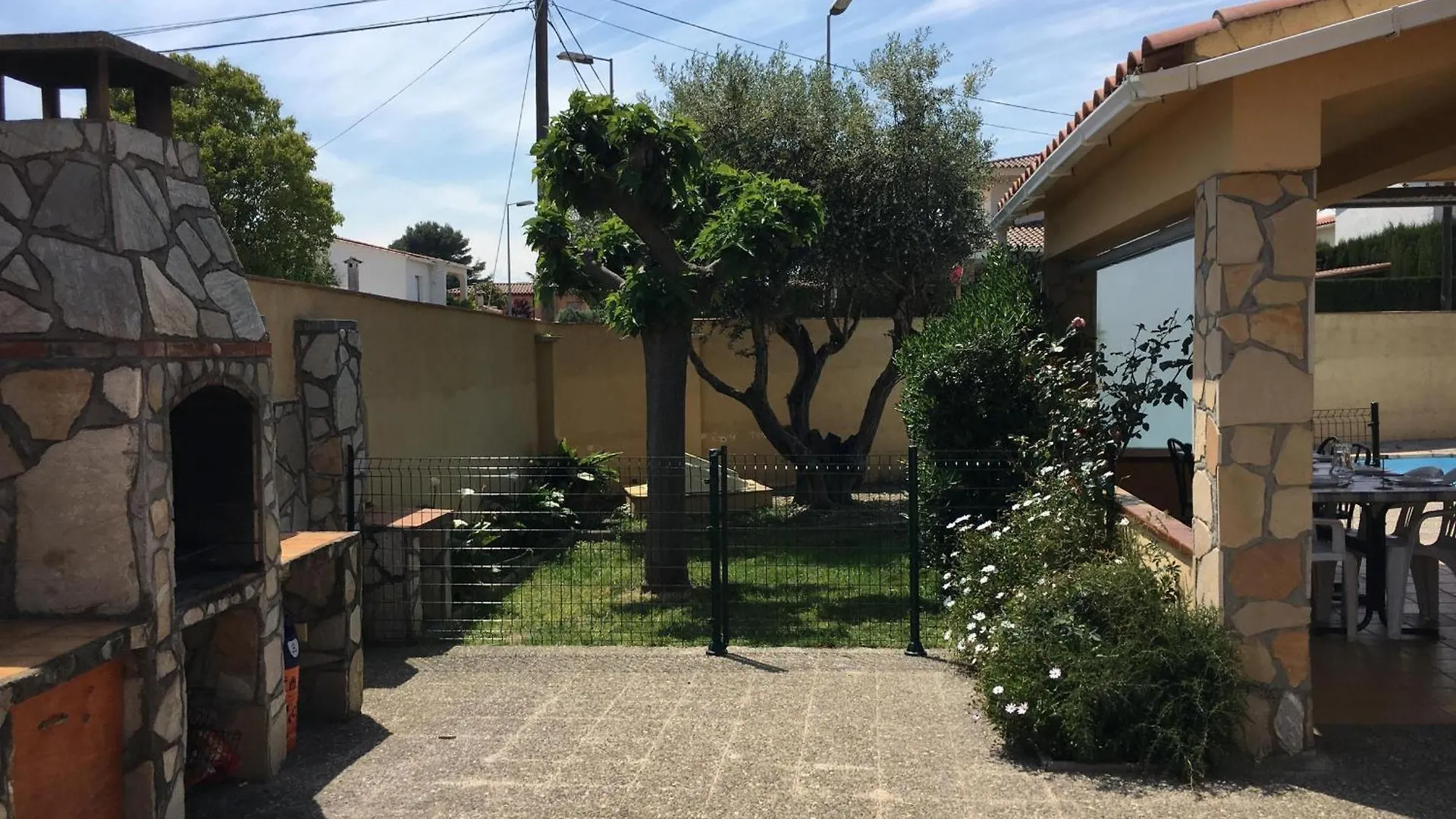 Willa Casa En Torroella De Montgri Con Piscina Privada, Cerca De La Playa Y Centro Turistico - Es-325-17 0*,  Hiszpania